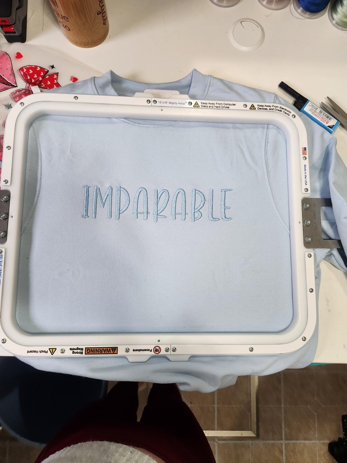 SUDADERA BORDADA IMPARABLE
